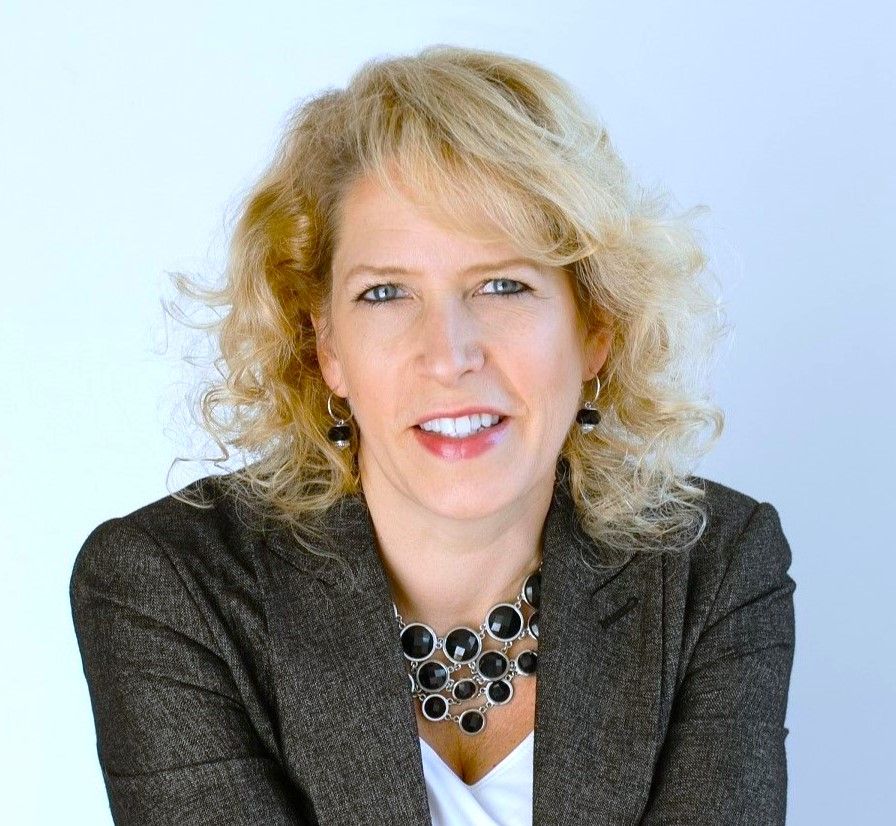 Michelle Steffes headshot