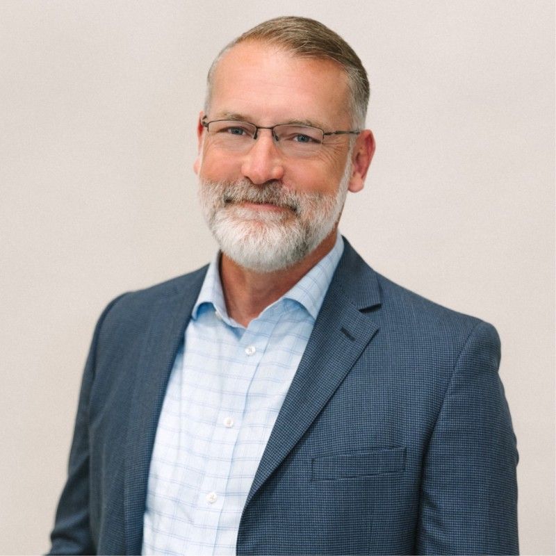 Shawn Collins headshot
