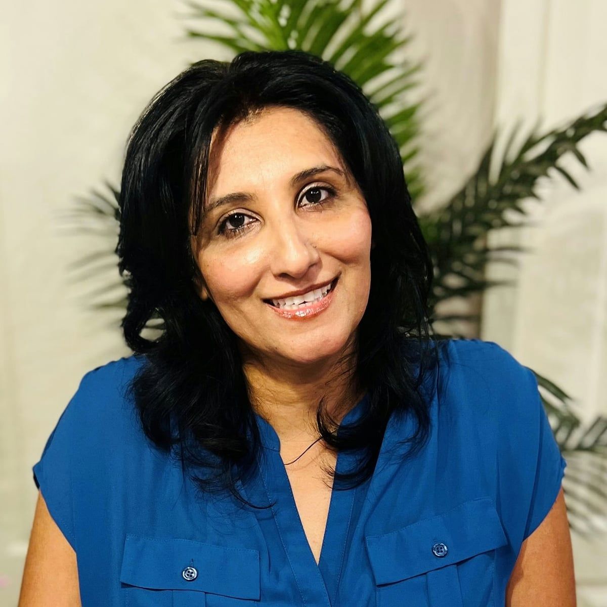 Susan Hayer headshot